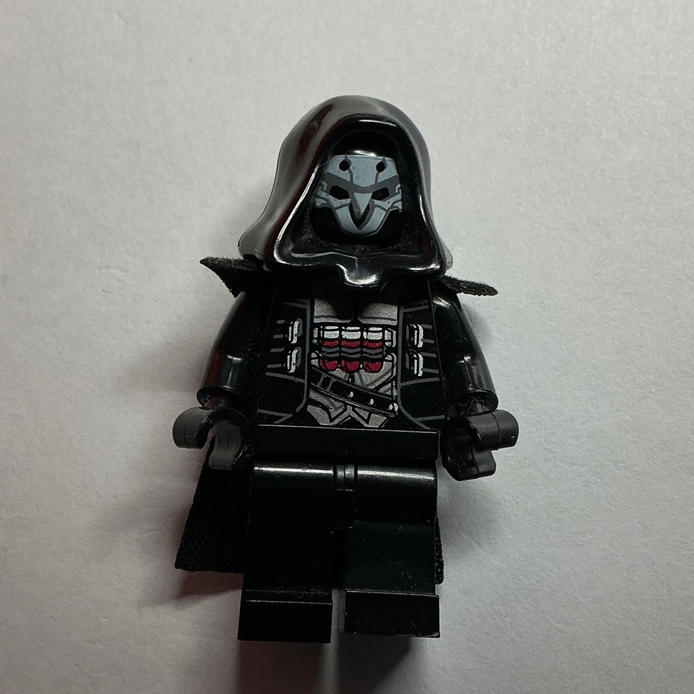 LEGO® Overwatch Reaper Minifigure Wraith Mercenary